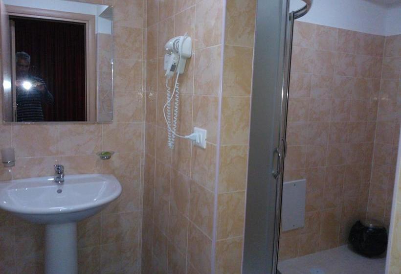 فندق Total Family