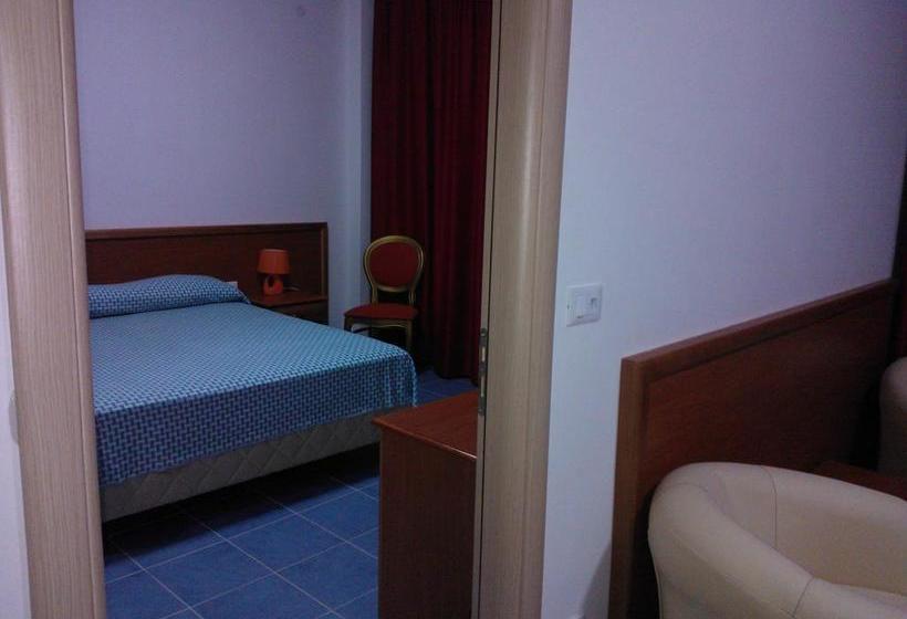 فندق Total Family