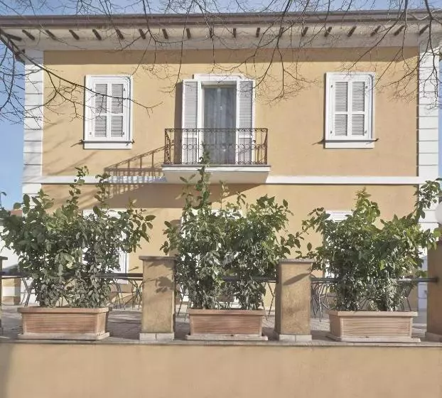 Hotelli Valentini Inn