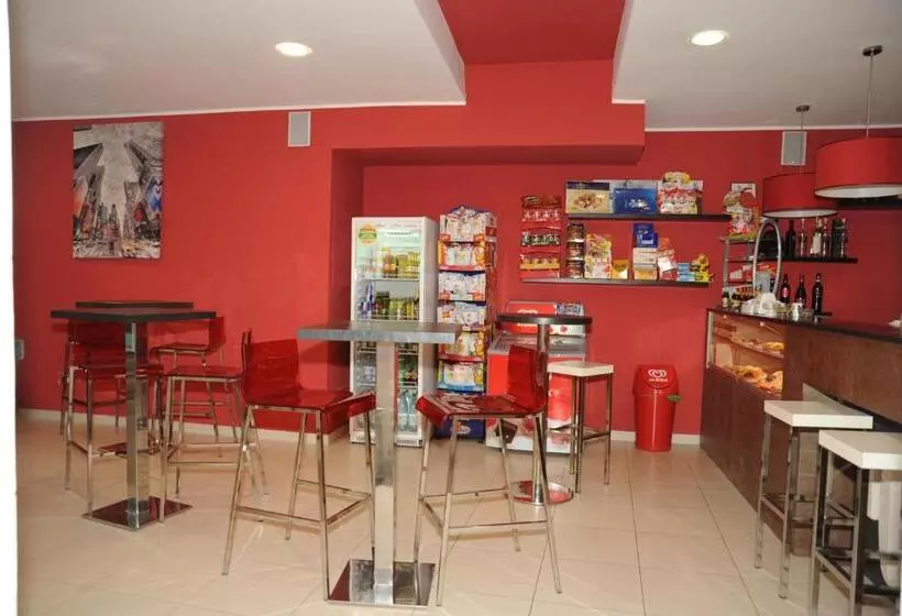 Hotelli Valentini Inn