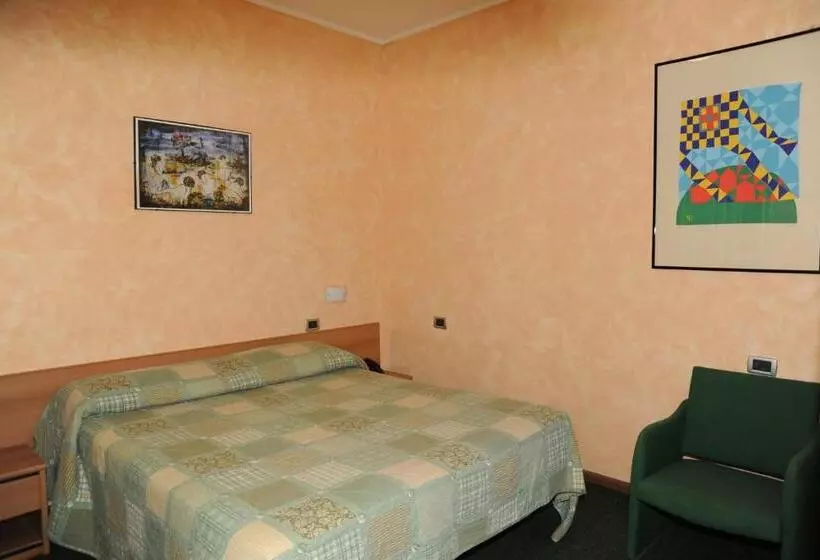 Hotelli Valentini Inn