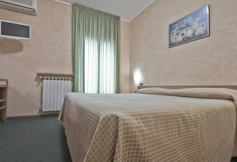 Hotelli Valentini Inn