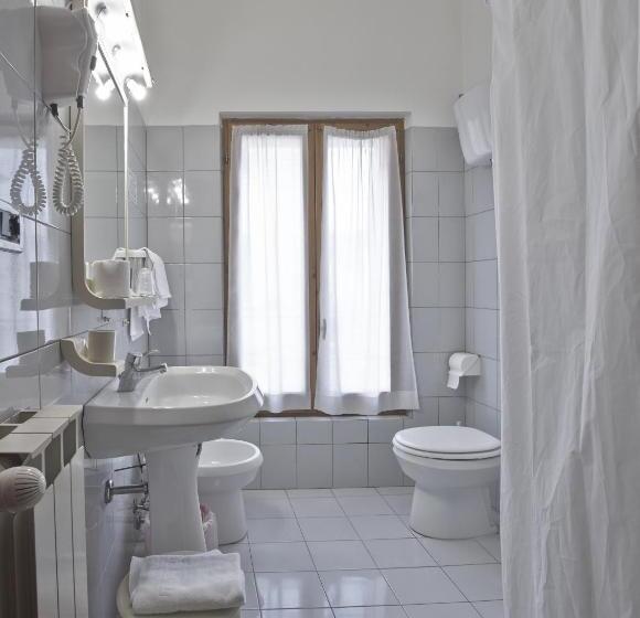 酒店 Valentini Inn