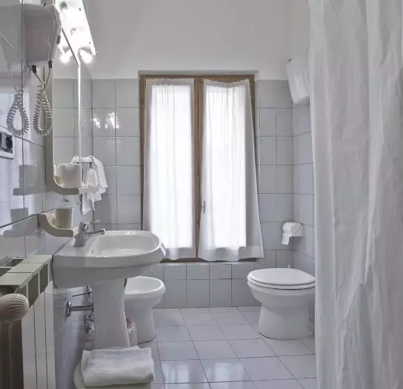 Hotelli Valentini Inn