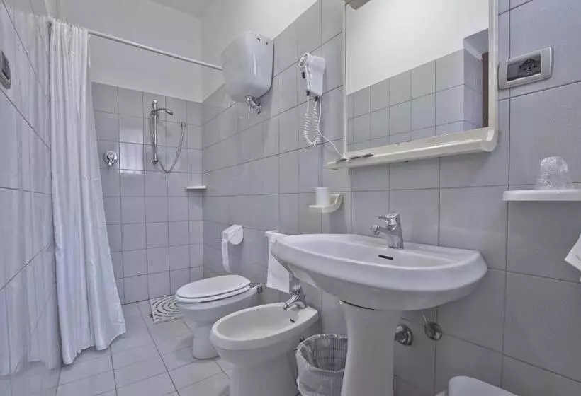 Hotelli Valentini Inn