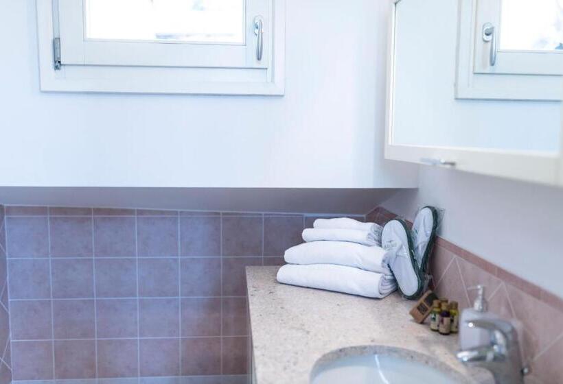 Отель Aromi Piccolo