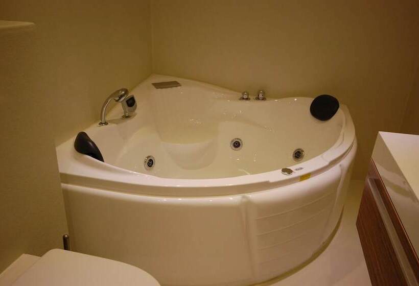 בית מלון כפרי Bij Hen Op Ameland