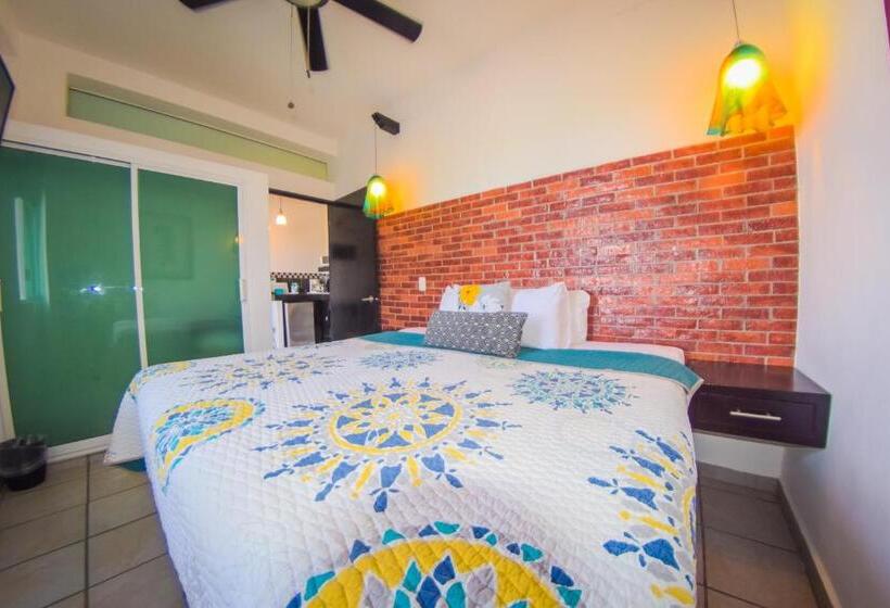 בית מלון כפרי Suites Nadia Puerto Vallarta