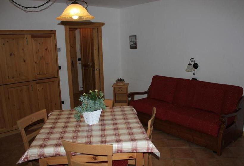 בית מלון כפרי Chalet Alberti