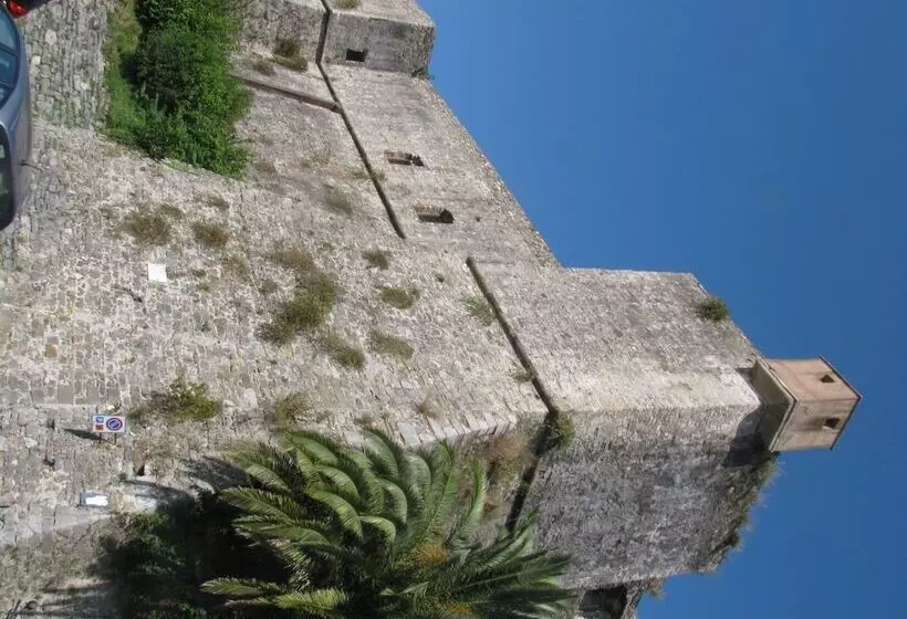 Hotelli Da Fiorina B&b
