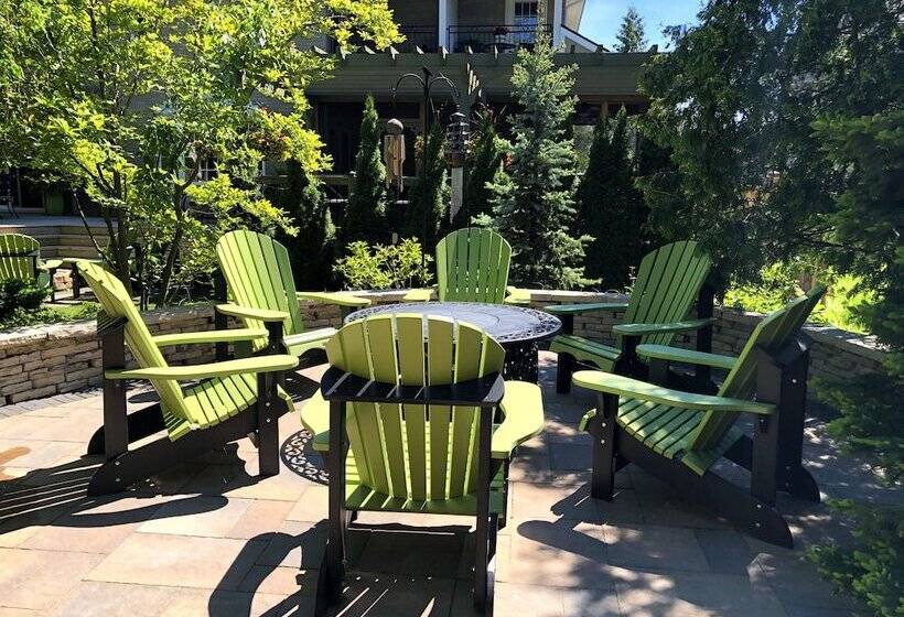 فندق Explorer House Bed & Breakfast