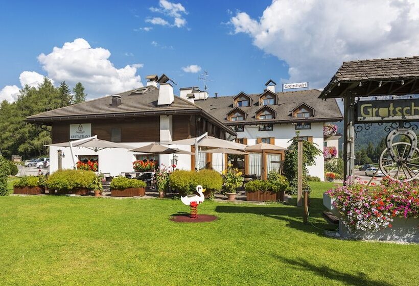 ホテル Gratschwirt