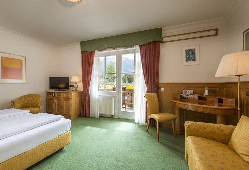 ホテル Gratschwirt