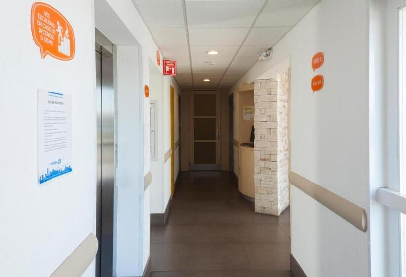 Отель Hi! Zapopan