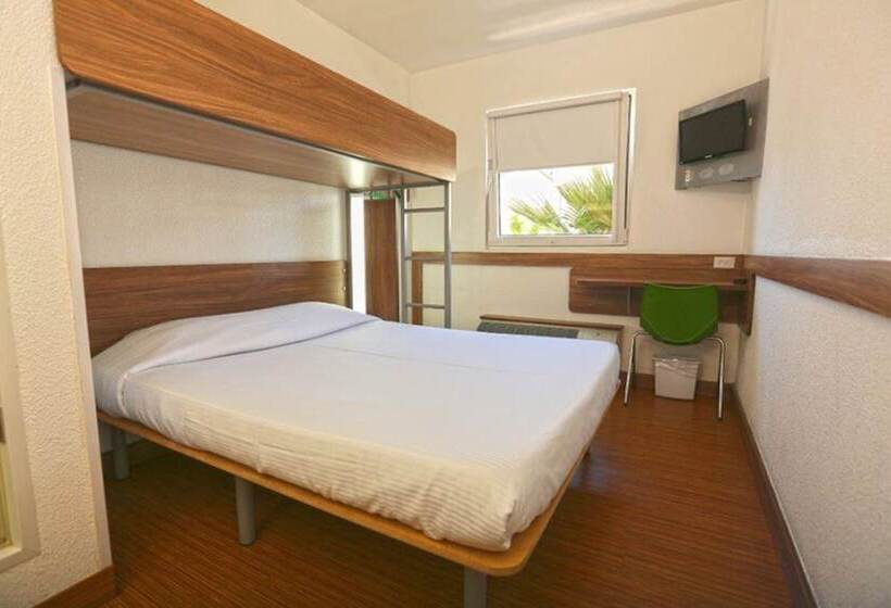 Отель Hi! Zapopan