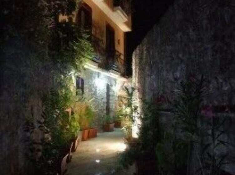 فندق Mamma Maria