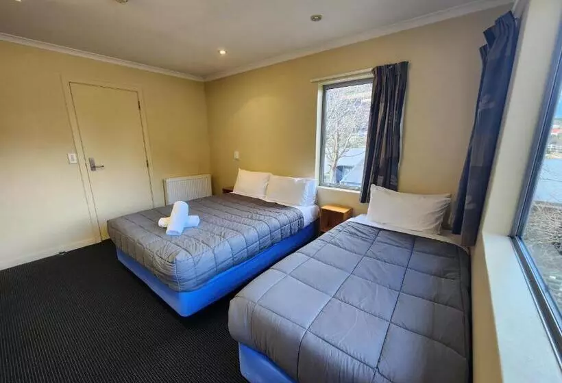 Hotelli Pinewood Queenstown