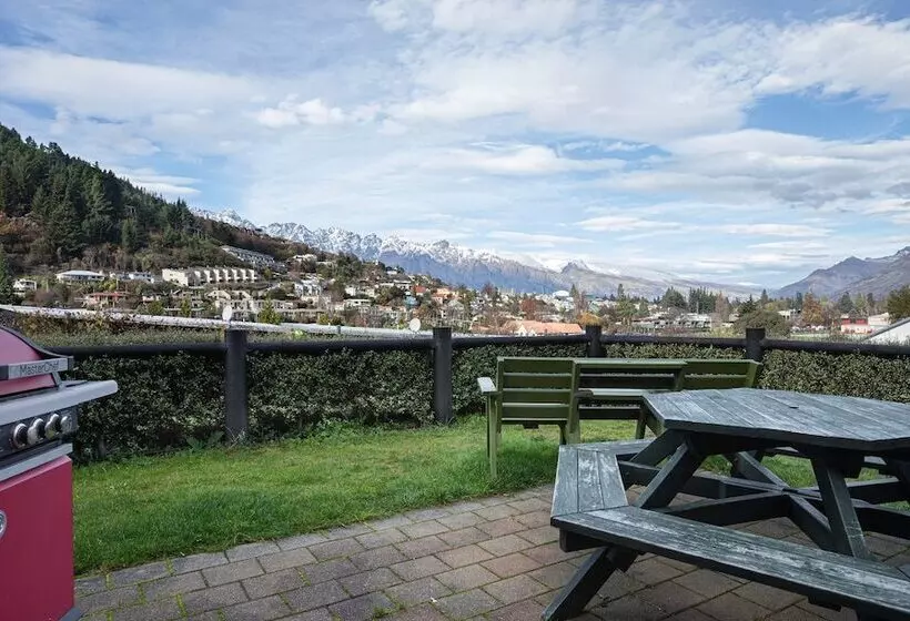 Hotelli Pinewood Queenstown