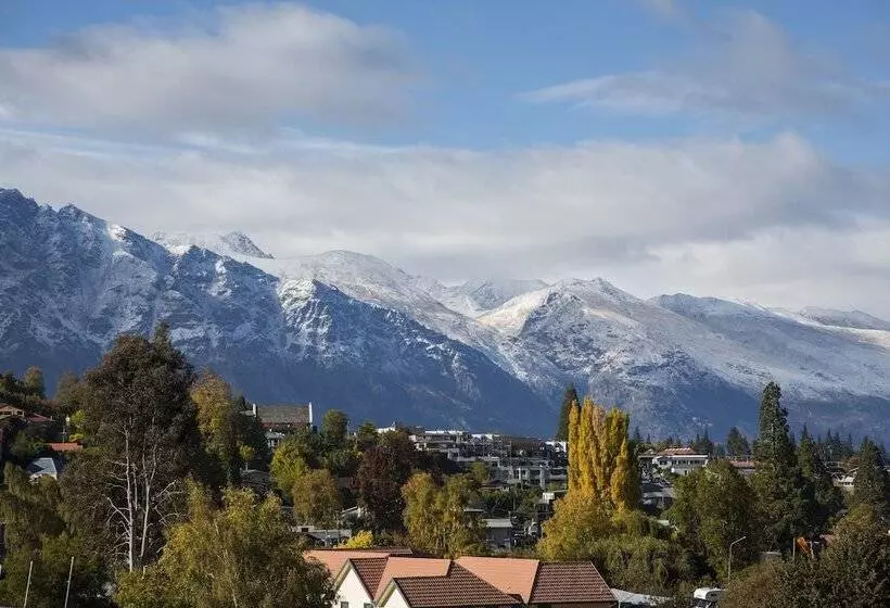 Hotelli Pinewood Queenstown