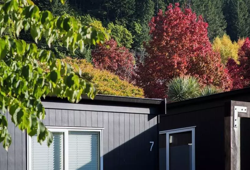 Hotelli Pinewood Queenstown