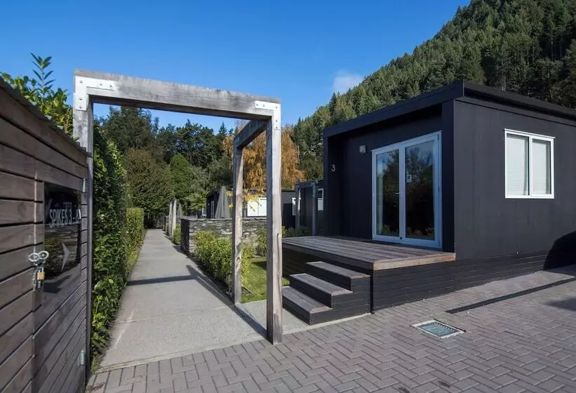 Hotelli Pinewood Queenstown