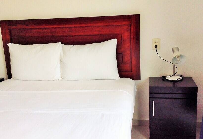 فندق Posada Malix Pek