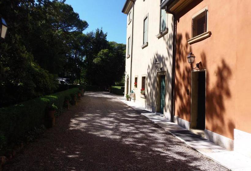 Отель Relais Villa San Matteo