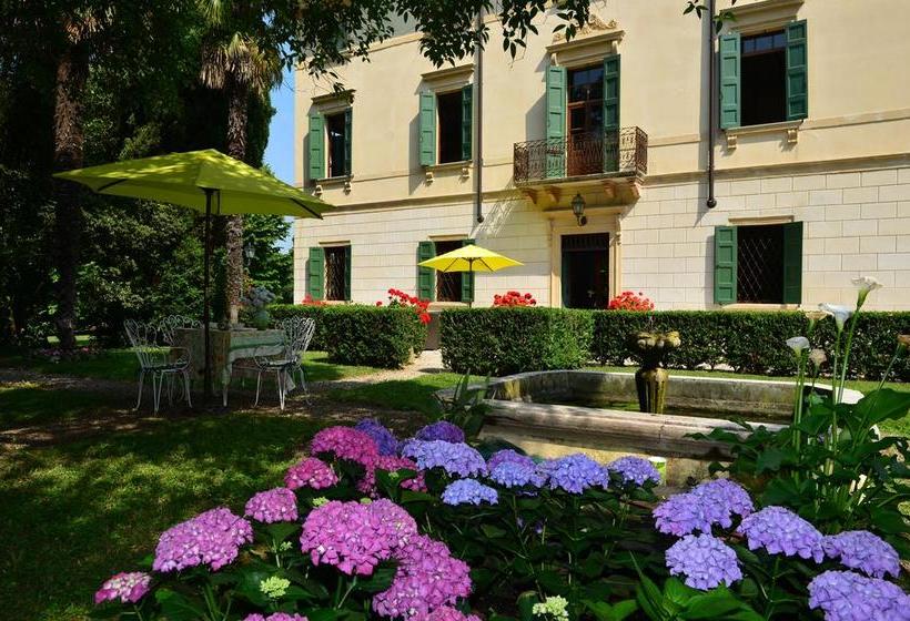 Отель Relais Villa San Matteo
