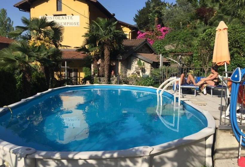 هتل Residence Antico Sempione