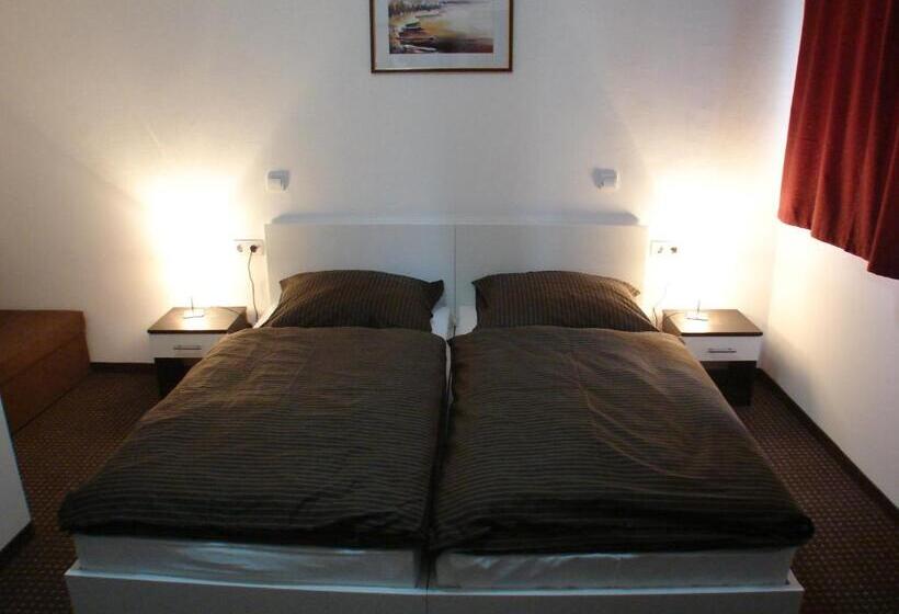 Отель Rooms Levicki