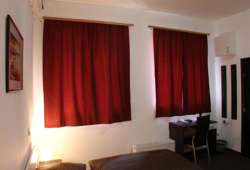 Отель Rooms Levicki