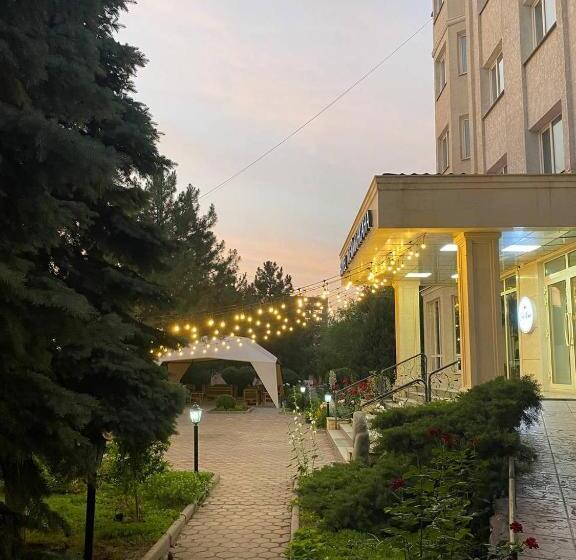 فندق Silk Road Lodge