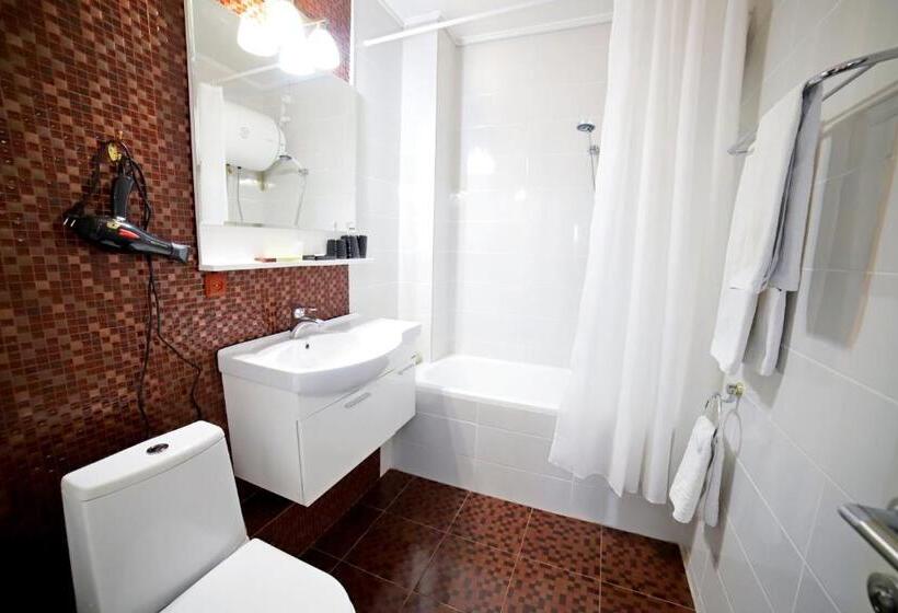 فندق Silk Road Lodge