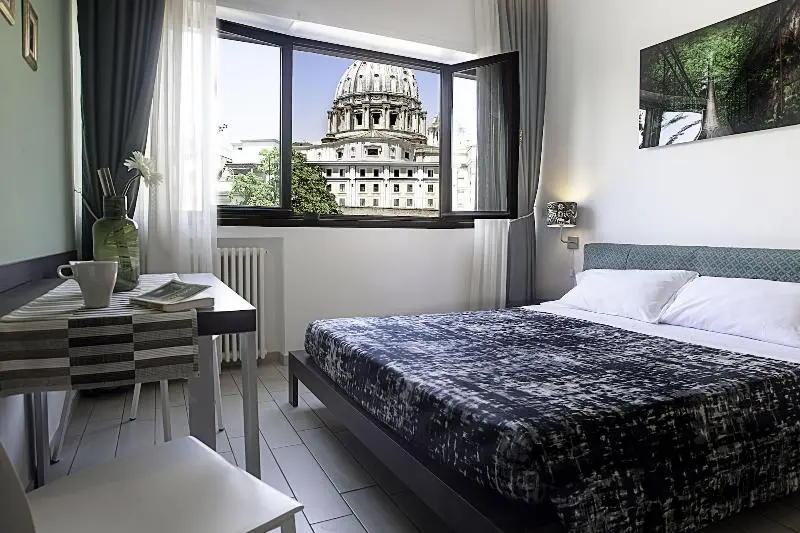 هتل St. Peter S View Apartment
