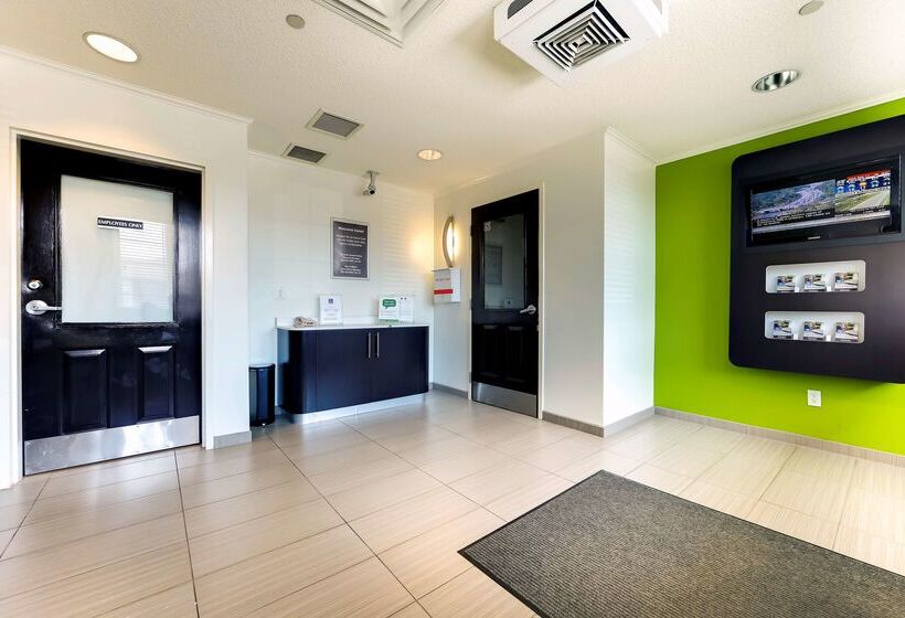 Отель Studio 6 Toronto   Mississauga With Kitchenettes