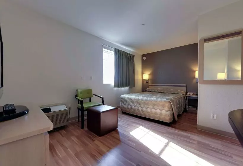 ホテル Studio 6 Toronto   Mississauga With Kitchenettes