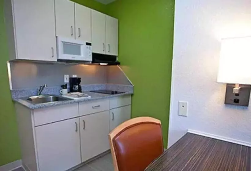 ホテル Studio 6 Toronto   Mississauga With Kitchenettes