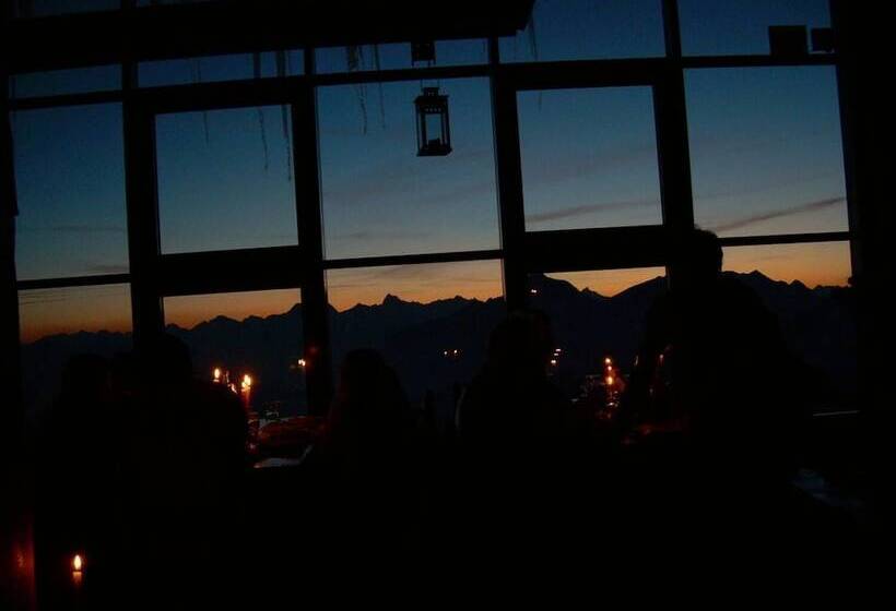 Отель Tana Della Volpe