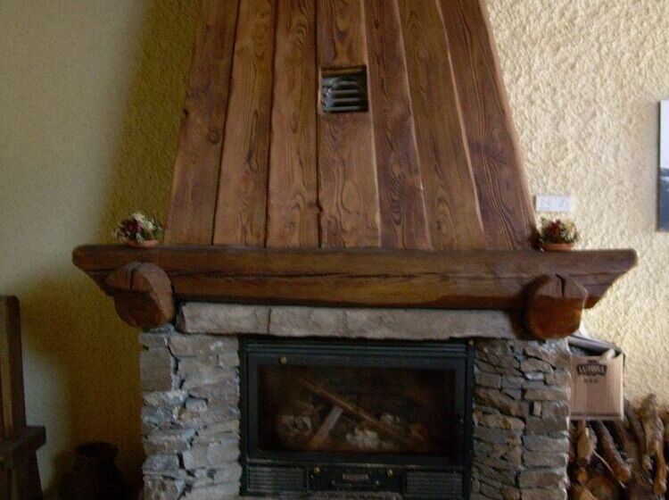 Отель Tana Della Volpe