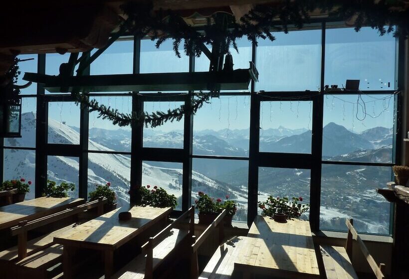 Отель Tana Della Volpe