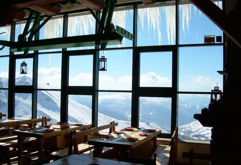 Отель Tana Della Volpe