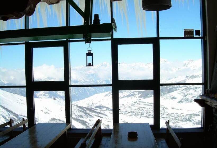 Отель Tana Della Volpe