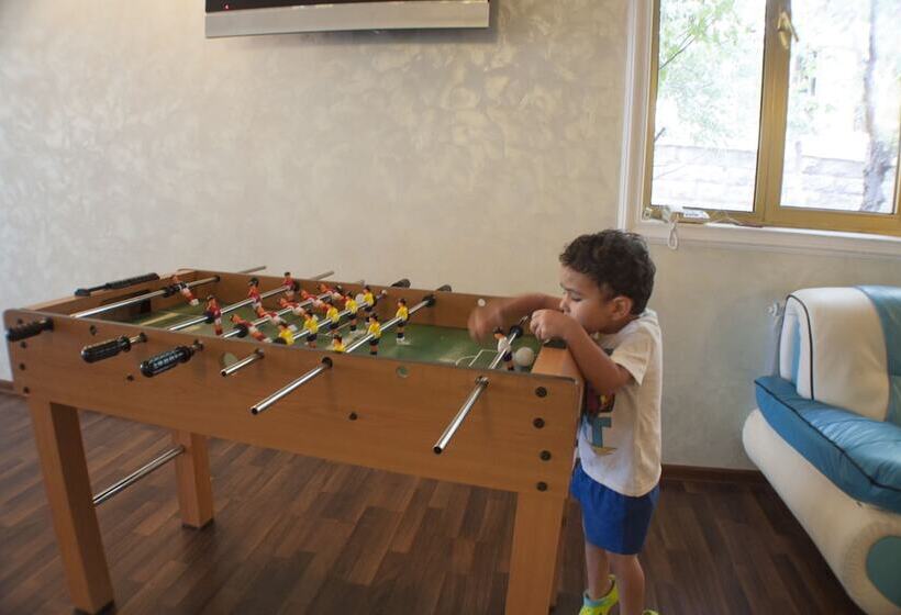 هتل World Of Gold