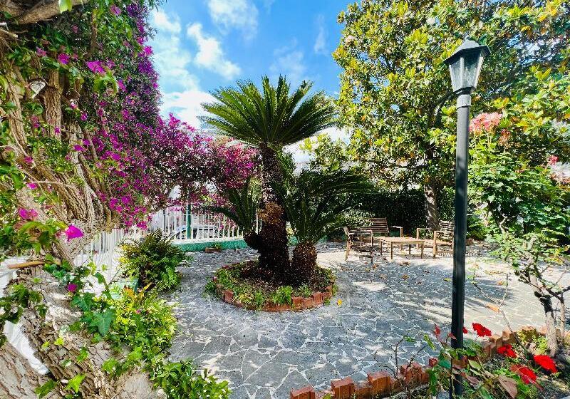 فندق Yourhome   Villa Sorrento