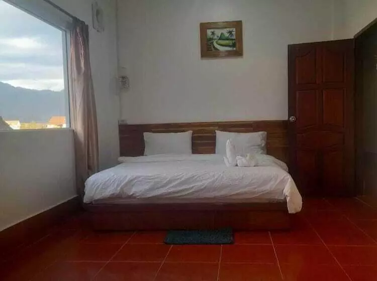 مسافرخانه Malany Villa 1