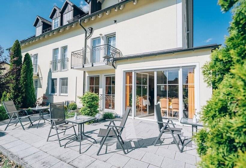 בית מלון כפרי Abenstal