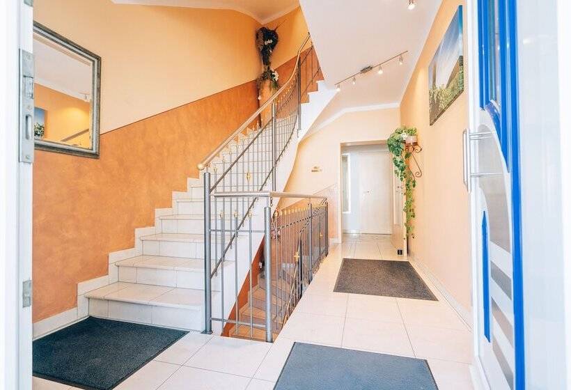 בית מלון כפרי Abenstal