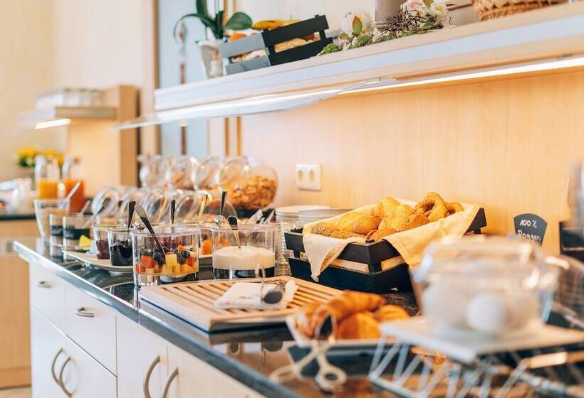 בית מלון כפרי Abenstal