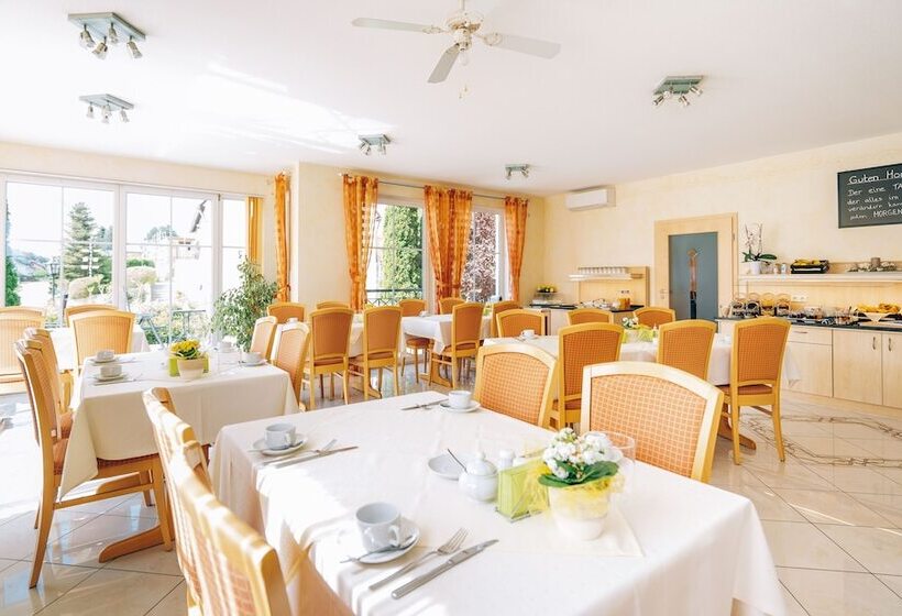 בית מלון כפרי Abenstal