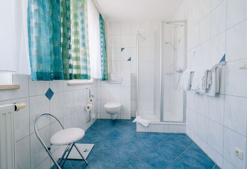 בית מלון כפרי Abenstal